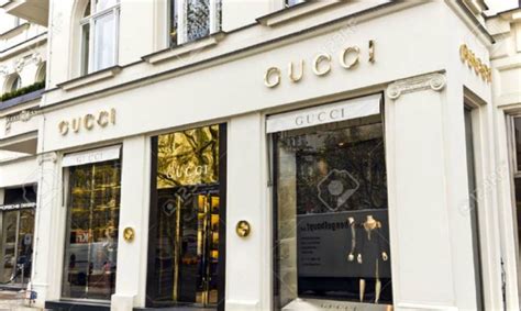 gucci lavora con noi milano|gucci job vacancies.